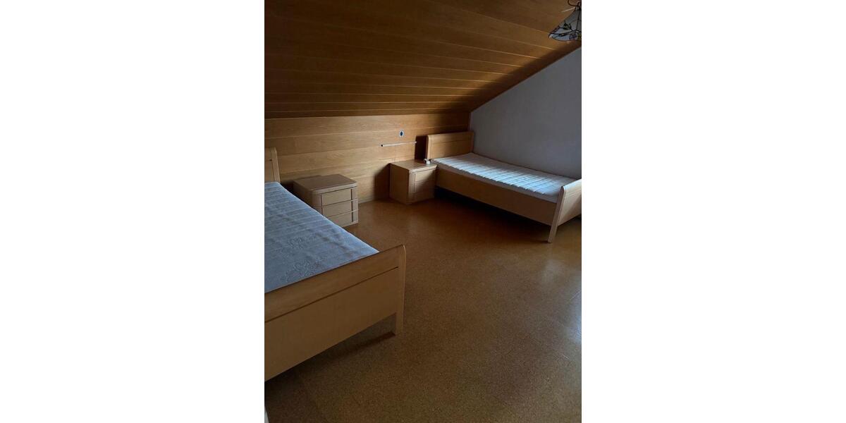 Dachgeschoßwohnung Bretzfeld - 2.5 Zimmer, 80 m&sup2;, 790&euro; | Angebot:25940709