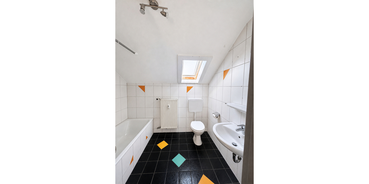 ab sofort verfügbar - sympathische 2-Zimmer-Dachgeschosswohnung - Dachgeschoßwohnung Senden Aufheim | Angebot:27120799