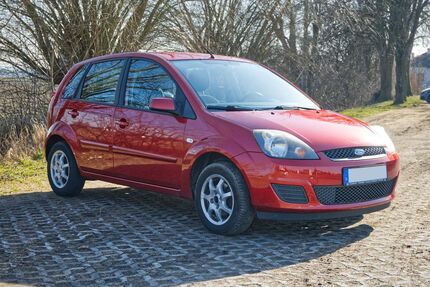 Ford Fiesta 160.704 km 2.300 &euro; Pocking 94060