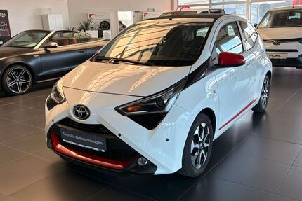 Toyota Aygo (X) 33.400 km 11.890 &euro; Betzenstein 91282