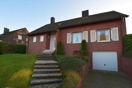 Haus Eschweiler - 5 Zimmer, 140 m&sup2;, 499.000&euro; | Angebot:27156473