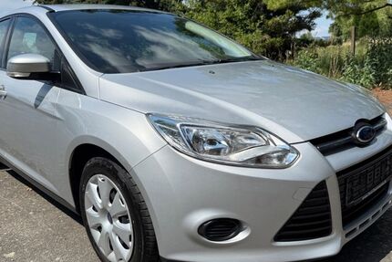 Ford Focus 100.000 km 5.900 &euro; Sömmerda 99610