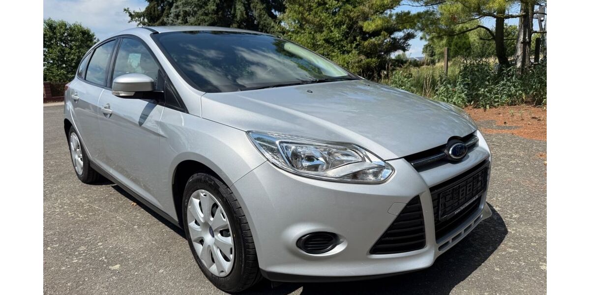Ford Focus 100.000 km 5.900 &euro; Sömmerda 99610