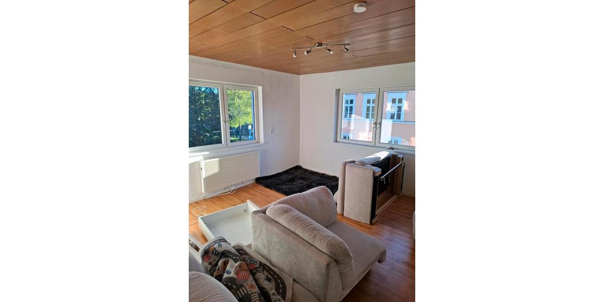 Etagenwohnung Frensdorf - 3 Zimmer, 100 m&sup2;, 920&euro; | Angebot:26368929