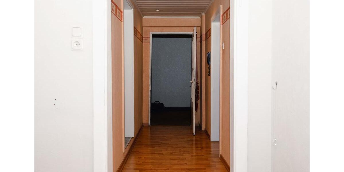 Dachgeschoßwohnung Neunkirchen - 2 Zimmer, 75 m&sup2;, 600&euro; | Angebot:26412252
