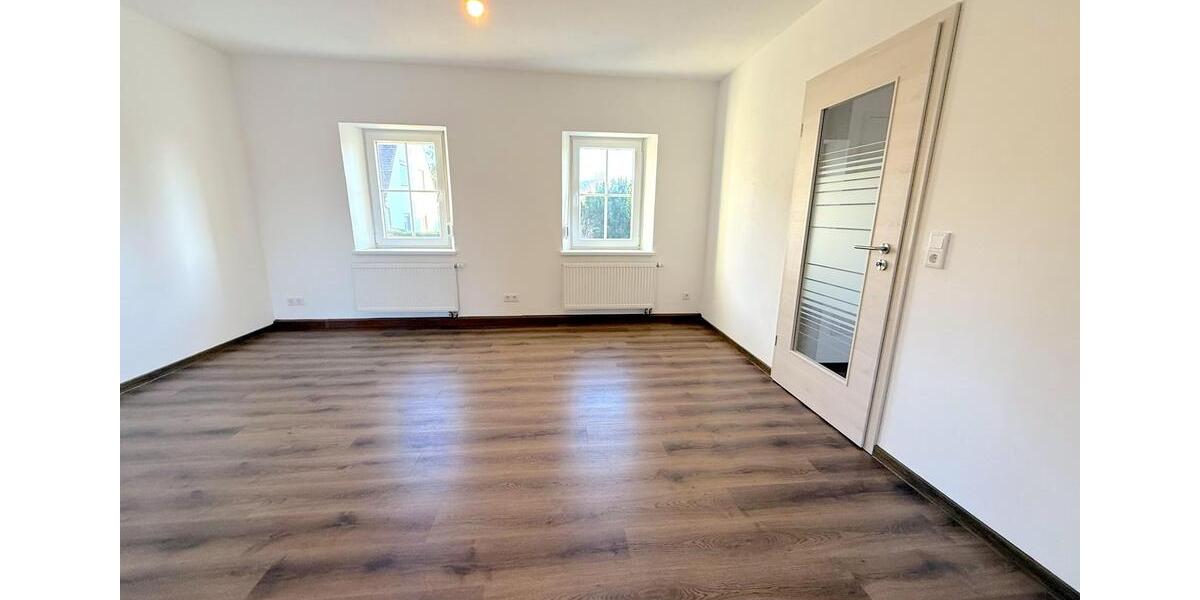 Etagenwohnung Ellingen - 4 Zimmer, 140 m&sup2;, 1.470&euro; | Angebot:22972651