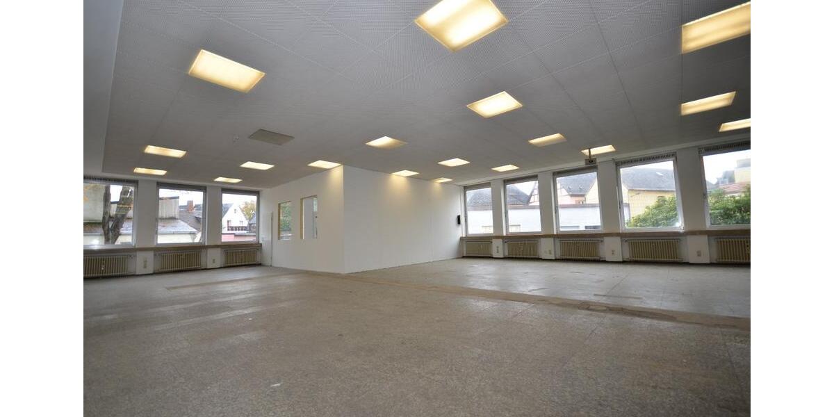 Gewerbeobjekt Wunsiedel - 1.090&euro; | Angebot:25418865