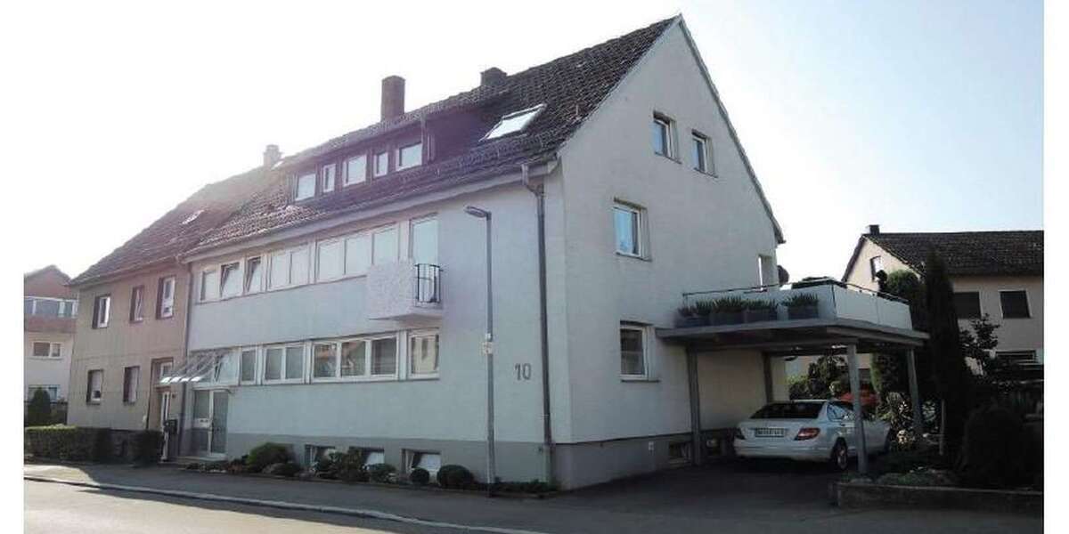 Haus zum Kaufen in Baden-Württemberg - Böblingen 950.000 € 245 m² 10 zimmer