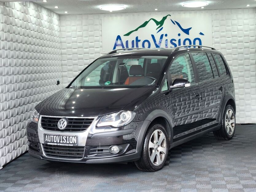 VW Touran 179.000 km 5.950 € Herzberg am Harz 37412