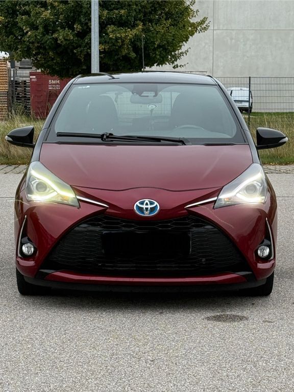 Toyota Yaris 86.000 km 12.700 € Waldkraiburg 84478