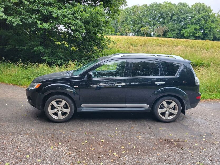 Mitsubishi Outlander 220.000 km 4.300 € Sailauf 63877