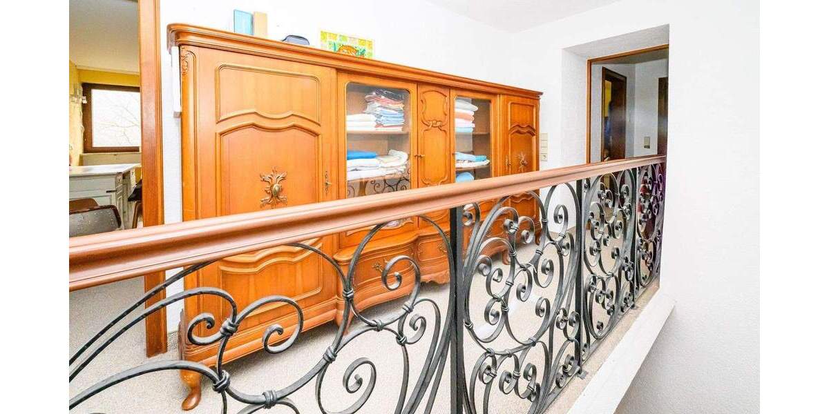 Einfamilienhaus Freiburg Herdern - 6 Zimmer, 300 m&sup2;, 2.300.000&euro; | Angebot:25608090