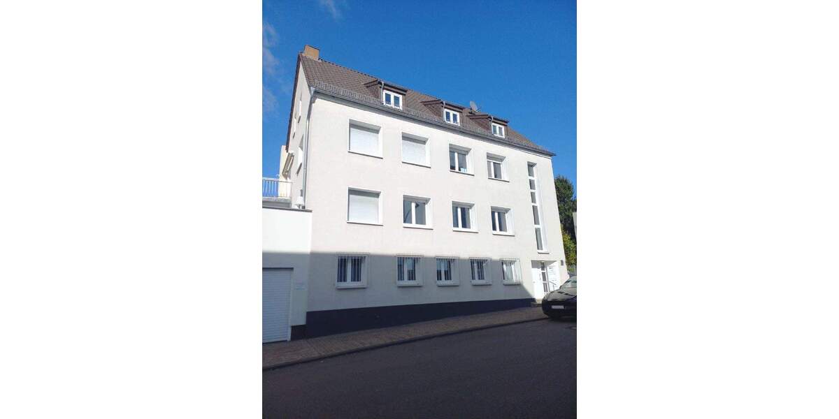 Schöne, helle DG-Wohnung in Uninähe ab sofort zu vermieten 3 zimmer