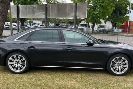 Audi A8 264.000 km 21.900 &euro; München 81243