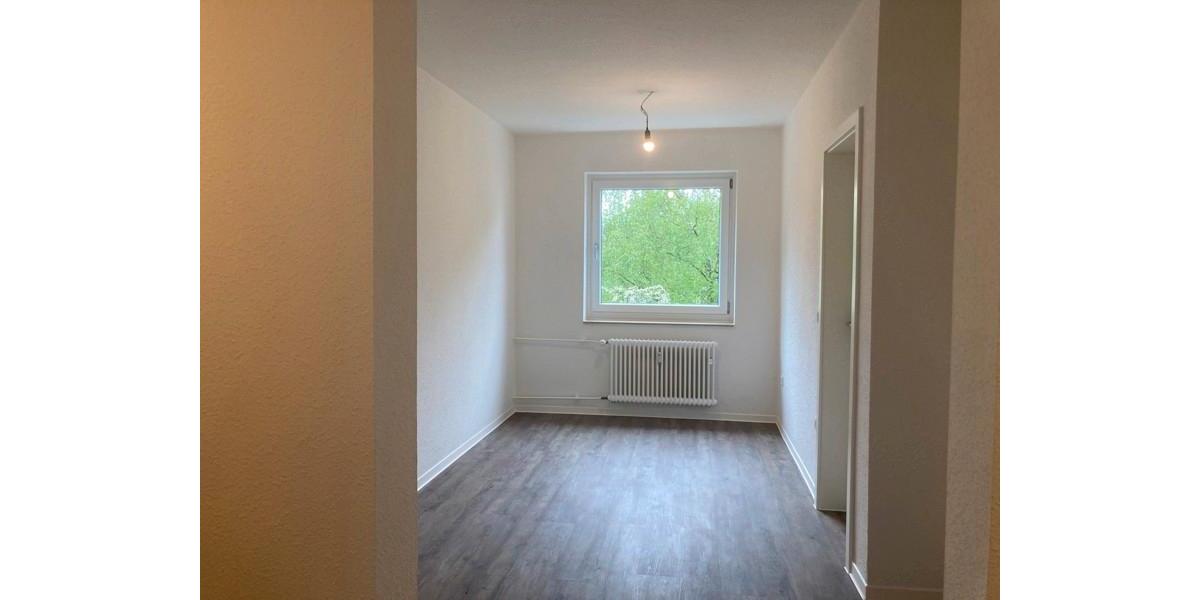 Etagenwohnung Braunschweig Timmerlah-Geitelde-Stiddien - 3 Zimmer, 84 m&sup2;, 811&euro; | Angebot:26473048