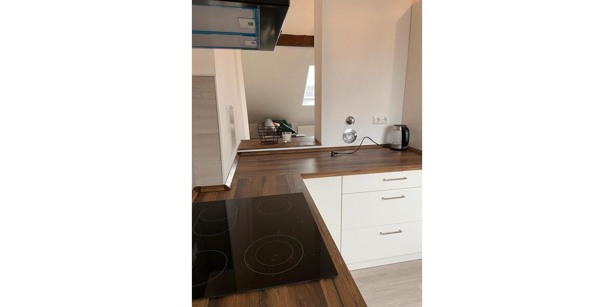 Dachgeschoßwohnung Aachen Aachen-Mitte - 4 Zimmer, 75 m&sup2;, 1.400&euro; | Angebot:25944879