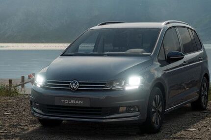 VW Touran 9.398 km 32.990 &euro; Bordesholm 24582
