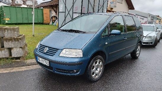 VW Sharan 230.000 km 550 € Biebergemünd-Kassel 63599