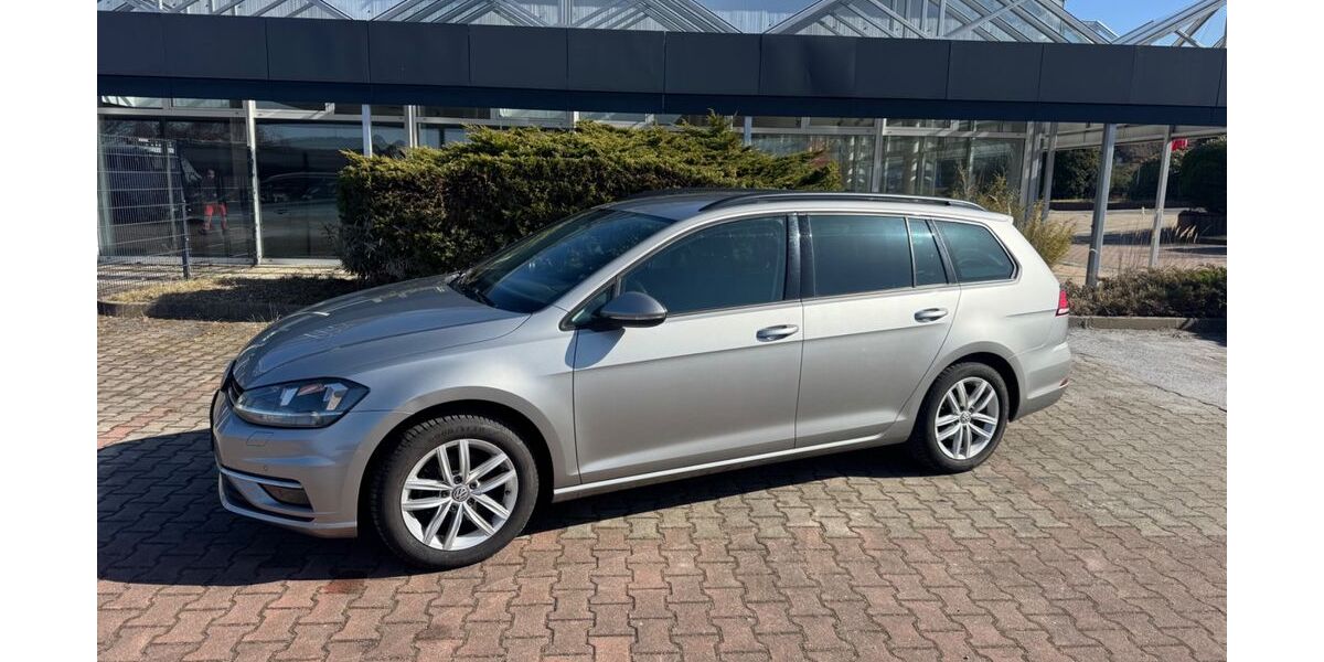 VW Golf 200.500 km 7.490 &euro; Struppen 01796