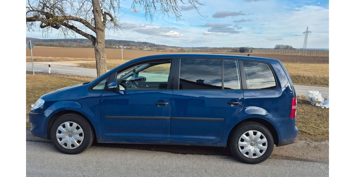 VW Touran 210.000 km 4.200 &euro; Stammham 85134
