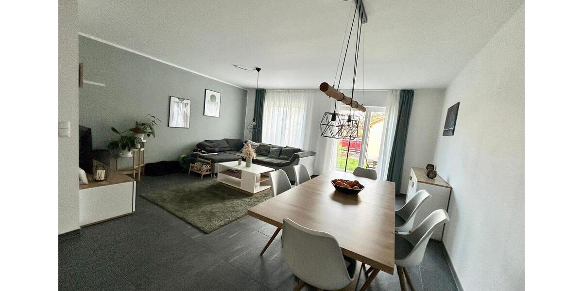 Reihenhaus Münster (Hessen) - 5.5 Zimmer, 140 m&sup2;, 535.000&euro; | Angebot:24639083