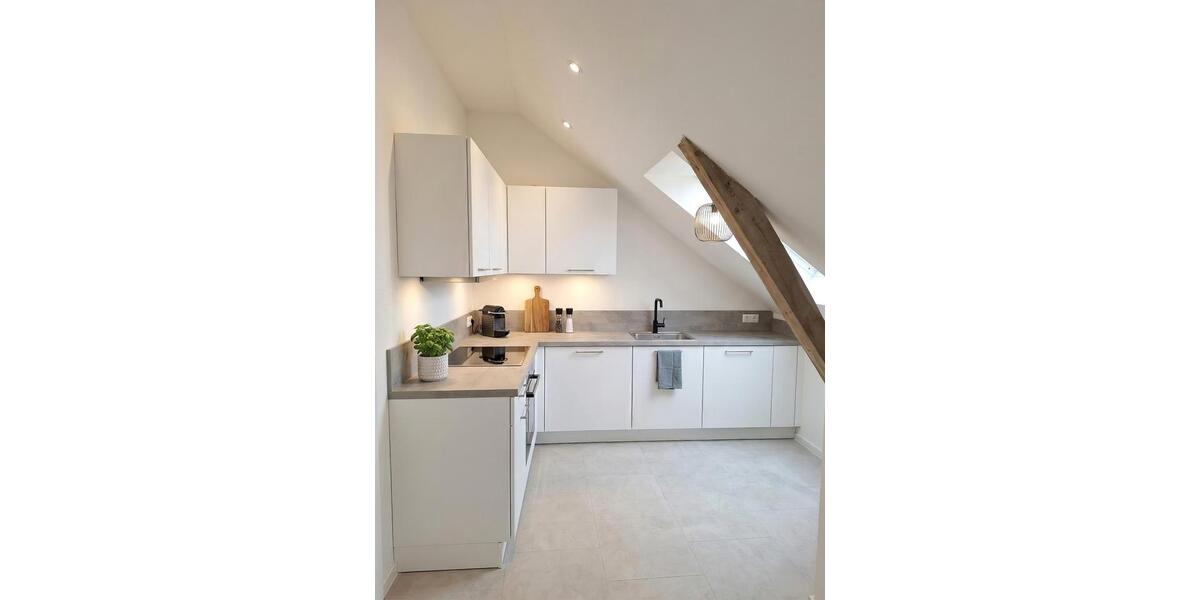 Dachgeschoßwohnung Erfurt - 2 Zimmer, 57 m&sup2;, 800&euro; | Angebot:25396527