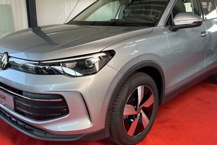 VW Tiguan 45.850 km 31.999 &euro; Kleve 47533