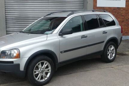 Volvo XC90 267.494 km 7.399 € Düren 52353