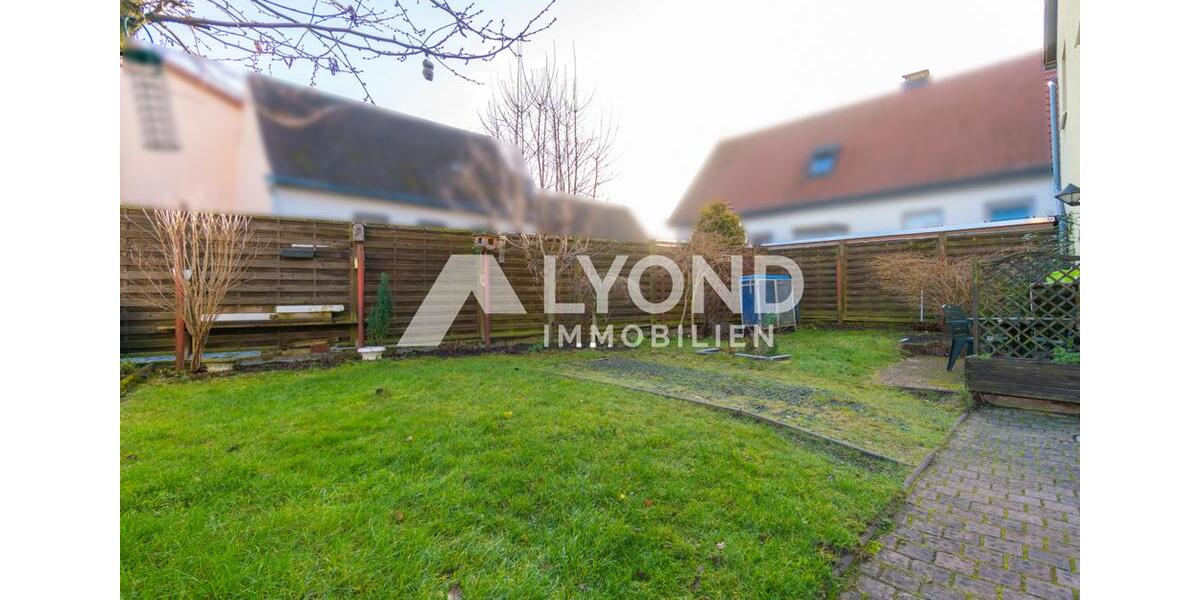 Dachgeschoßwohnung Ballenstedt - 3 Zimmer, 74 m&sup2;, 435&euro; | Angebot:25869817