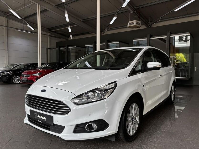 Ford S-Max 107.000 km 14.990 € Ibbenbüren 49477