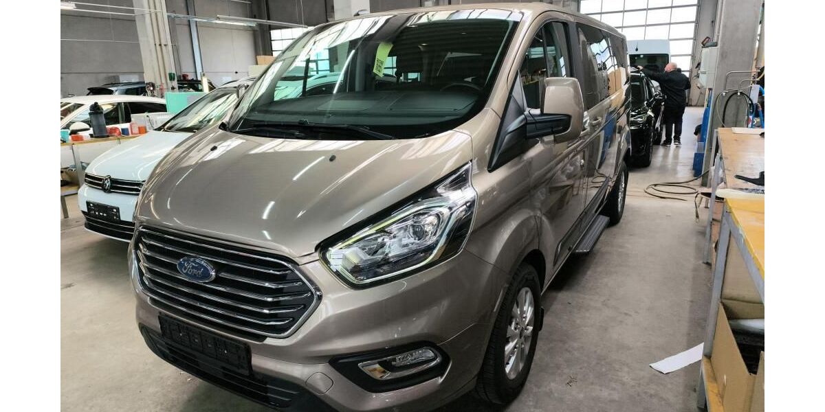 Ford Tourneo Custom 27.981 km 30.470 &euro; Hamm 59067