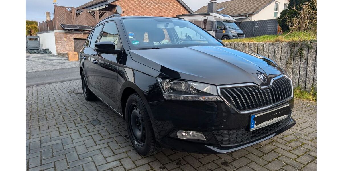 Skoda Fabia 51.731 km 13.200 &euro; Königswinter 53639