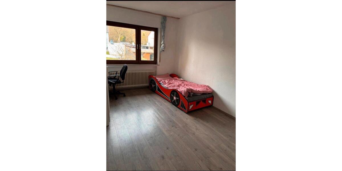 Doppelhaushälfte Bad Salzuflen - 5 Zimmer, 140 m&sup2;, 1.300&euro; | Angebot:26401131