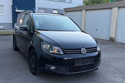 VW Touran 304.625 km 3.800 &euro; Villingen Schwenningen 78047