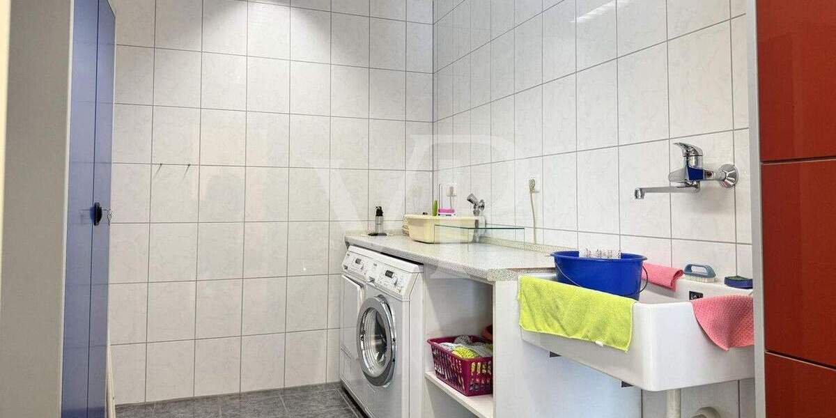 Etagenwohnung Eschweiler - 3 Zimmer, 185 m&sup2;, 1.350&euro; | Angebot:25141718