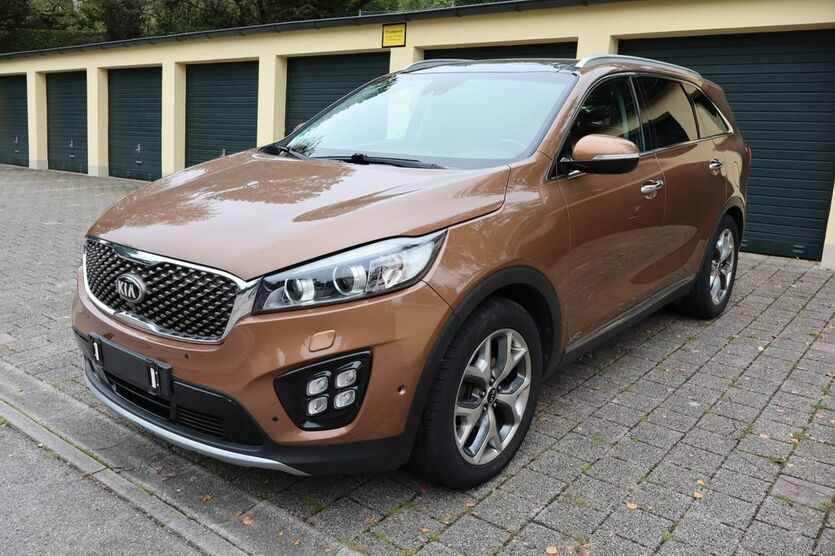 Kia Sorento 185.606 km 16.000 € Krailling 82152