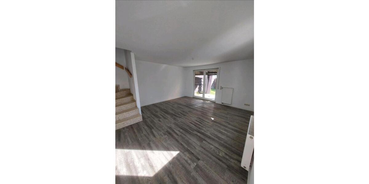 Doppelhaushälfte Zerbst (Anhalt) - 5 Zimmer, 120 m&sup2;, 199.000&euro; | Angebot:26385552