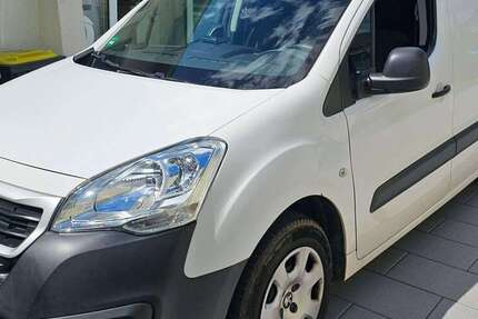 Peugeot Partner 20.500 km 9.900 &euro; Merzig, Kreisstadt 66663