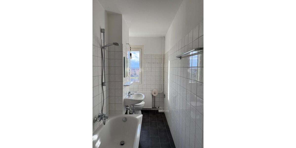 Etagenwohnung Zeithain - 4 Zimmer, 77 m&sup2;, 400&euro; | Angebot:24864325