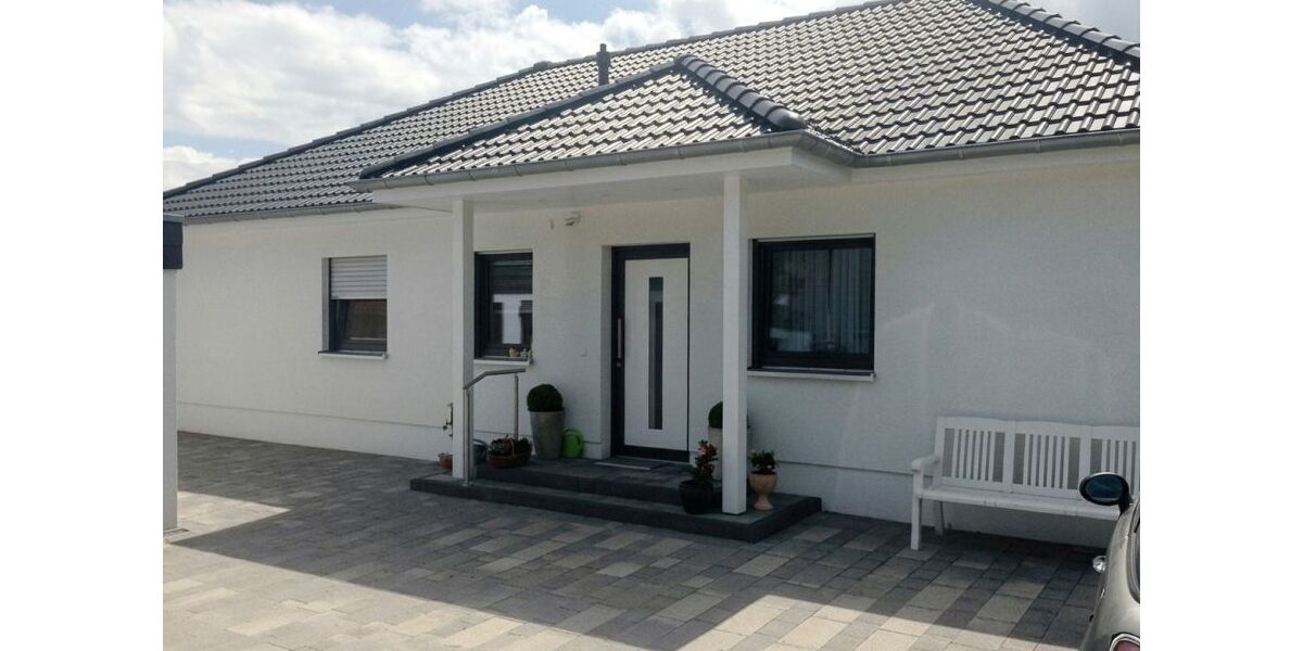 Provisionsfrei* Freistehendes Einfamilienhaus mit Doppelgarage (Bungalow Bj. 2012) in Bad Bevensen - Bungalow Bad Bevensen Medingen | Angebot:26233159