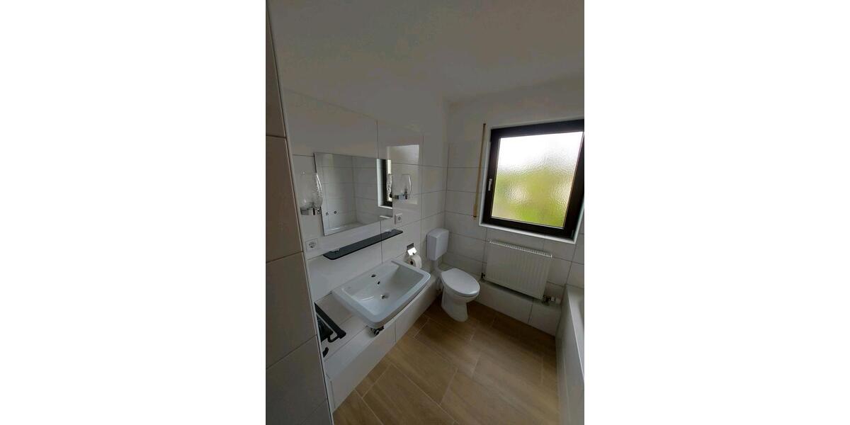 Etagenwohnung Bad Bergzabern - 2 Zimmer, 68 m&sup2;, 680&euro; | Angebot:26416154