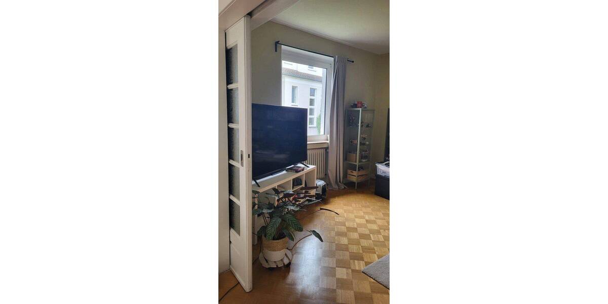 Etagenwohnung Bielefeld Innenstadt - 4 Zimmer, 100 m&sup2;, 1.150&euro; | Angebot:26829460