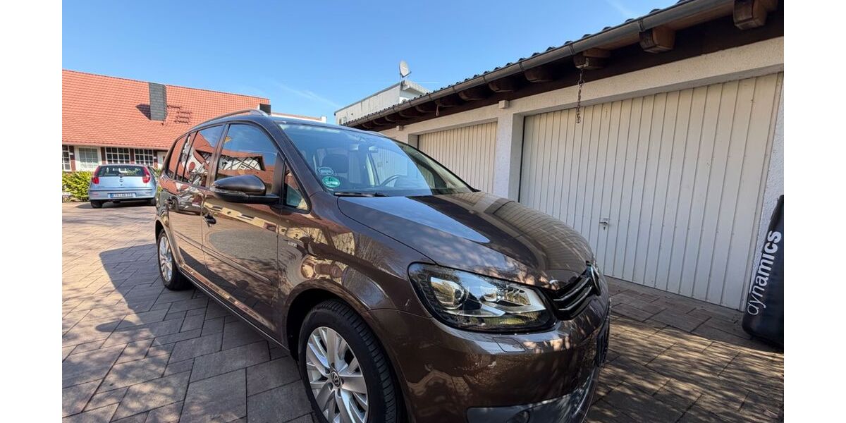 VW Touran 66.000 km 14.500 &euro; Mossautal 64756