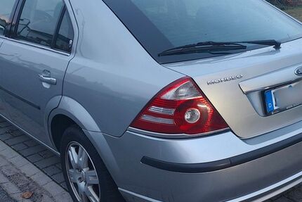Ford Mondeo 186.000 km 2.800 &euro; Brey 56321