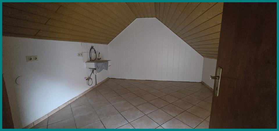 Dachgeschoßwohnung Sulingen - 4 Zimmer, 125 m&sup2;, 700&euro; | Angebot:25863340