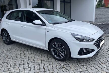 Hyundai i30 19.000 km 19.400 &euro; Coswig 01640