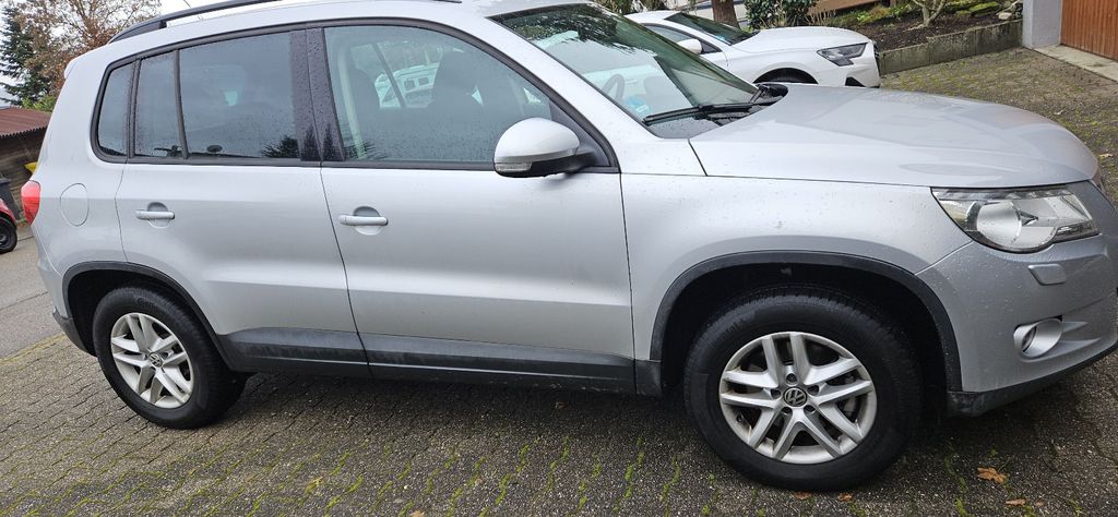 VW Tiguan 126.000 km 5.990 &euro; Schorndorf 73614