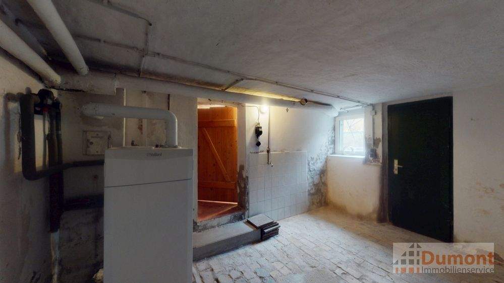 Reihenhaus mit Ausbaupotenzial und pflegeleichtem Grundstück in beliebter Lage von Merseburg. 3 zimmer