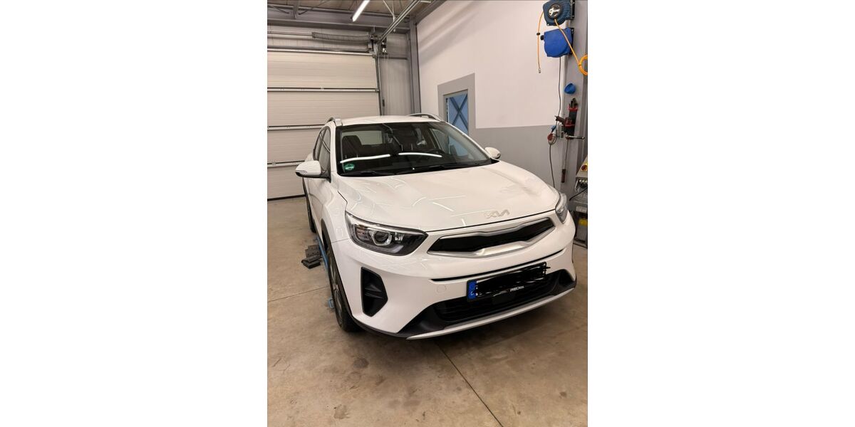 Kia Stonic 38.000 km 16.900 &euro; Moers 47447