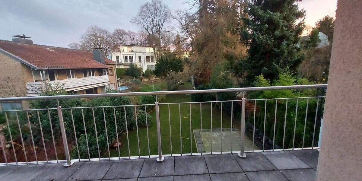 Etagenwohnung Aachen Aachen-Mitte - 3 Zimmer, 94 m&sup2;, 1.034&euro; | Angebot:24228838